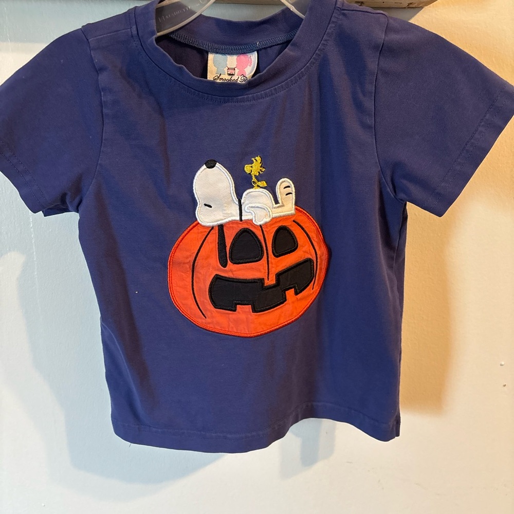 Blue Kids Short Sleeve Tee with Snoopy Pumpkin Design